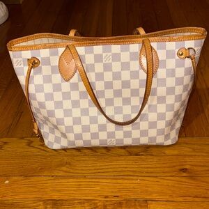 Louis Vuitton white Damier PM neverfull